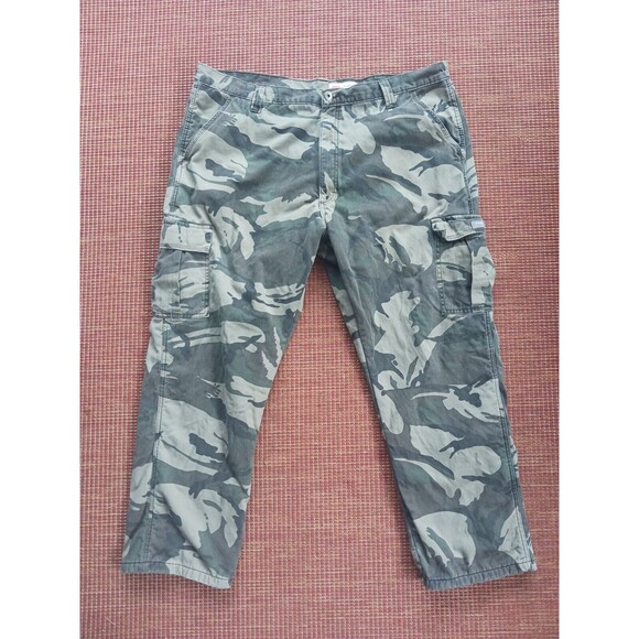 Wrangler Camo Pants Mens 42x30 Cargo Fleece Lined Thermal Relaxed Fit Green Hunt - Picture 1 of 8